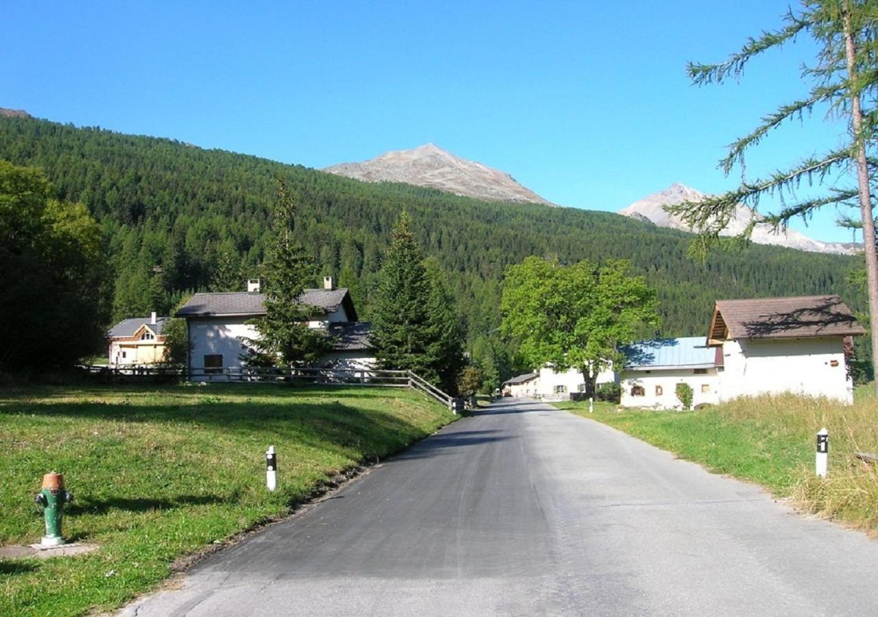 Ferienwohnung Fuldera Daint chasa Zanoli Whg im zweiten Stock Exterior foto